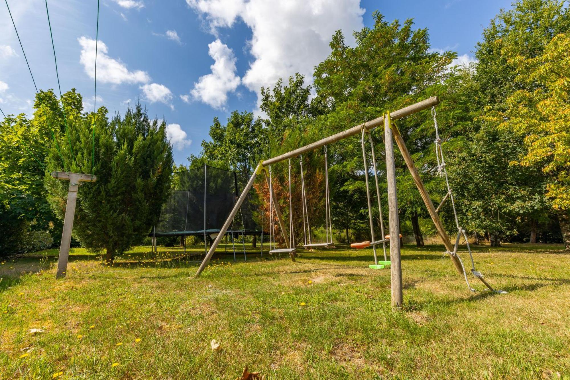 L'Atelier Des Reves, Maison Avec Piscine Privee Meusnes Экстерьер фото