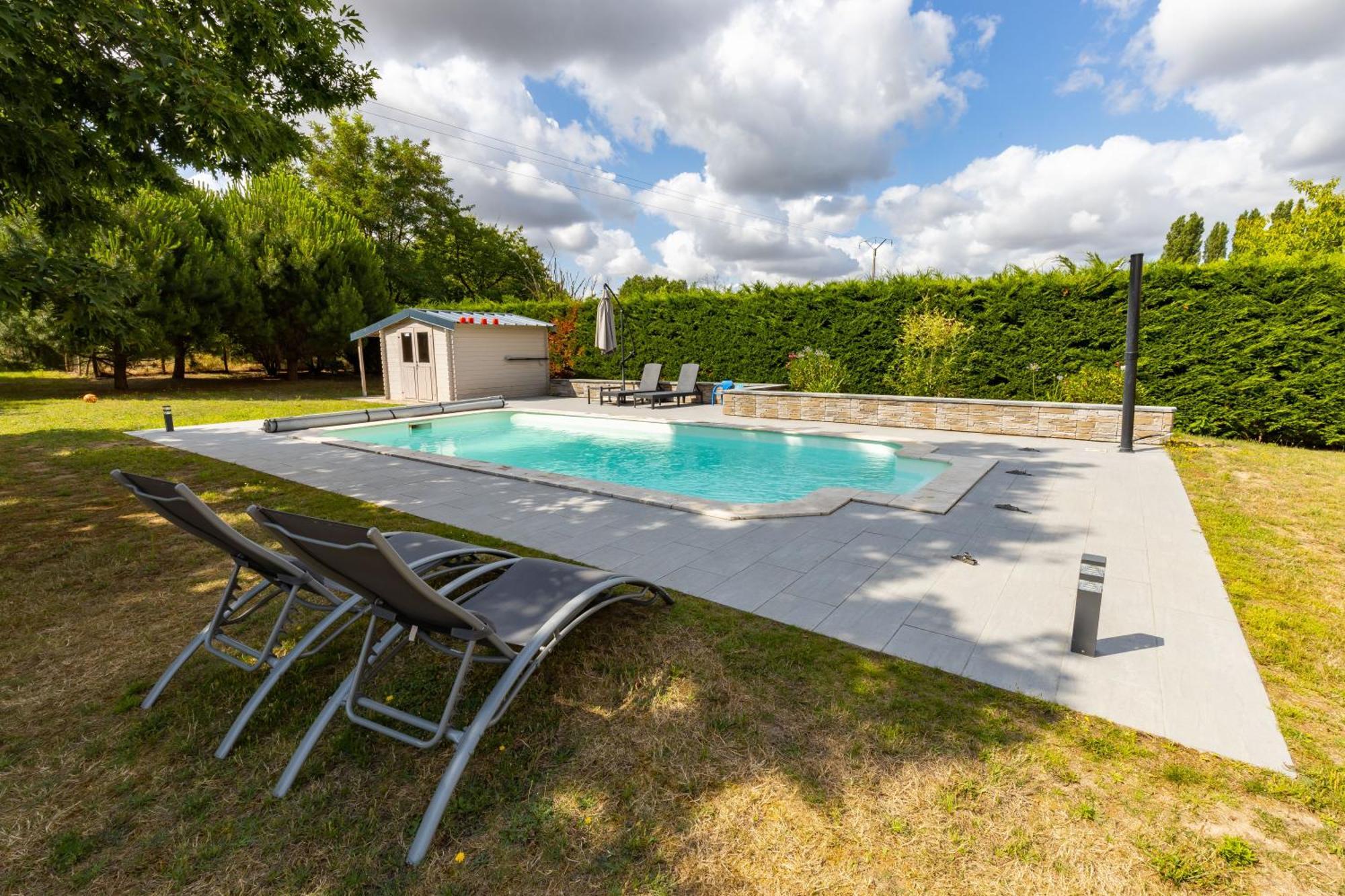 L'Atelier Des Reves, Maison Avec Piscine Privee Meusnes Экстерьер фото